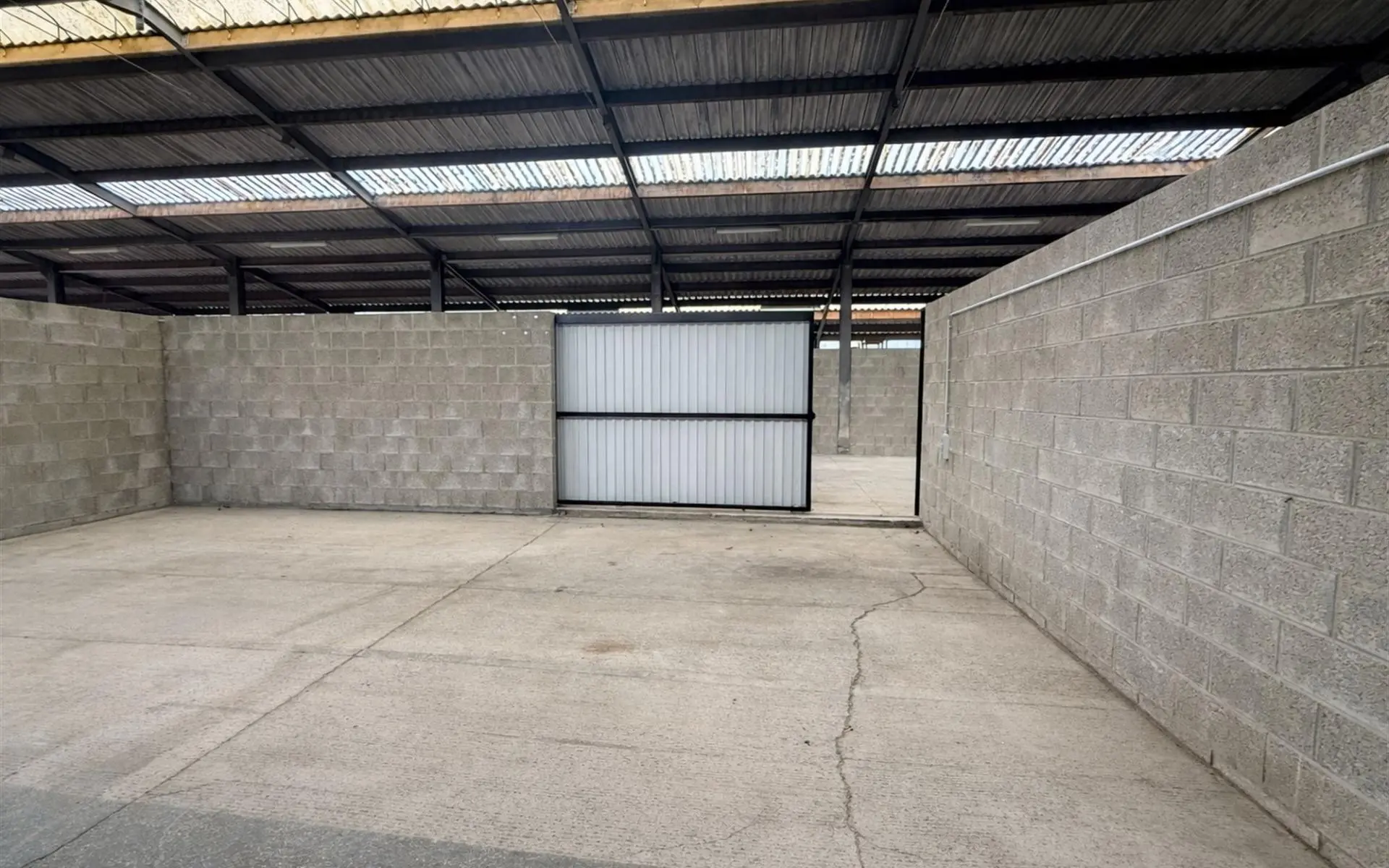 Parking / Garage 6210 Frasnes-Lez-Gosselies