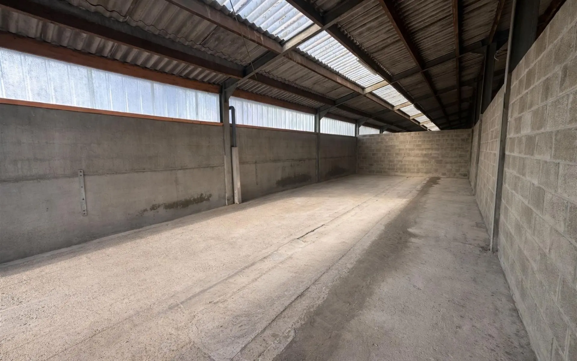 Box intérieur fermé 6210 Frasnes-Lez-Gosselies