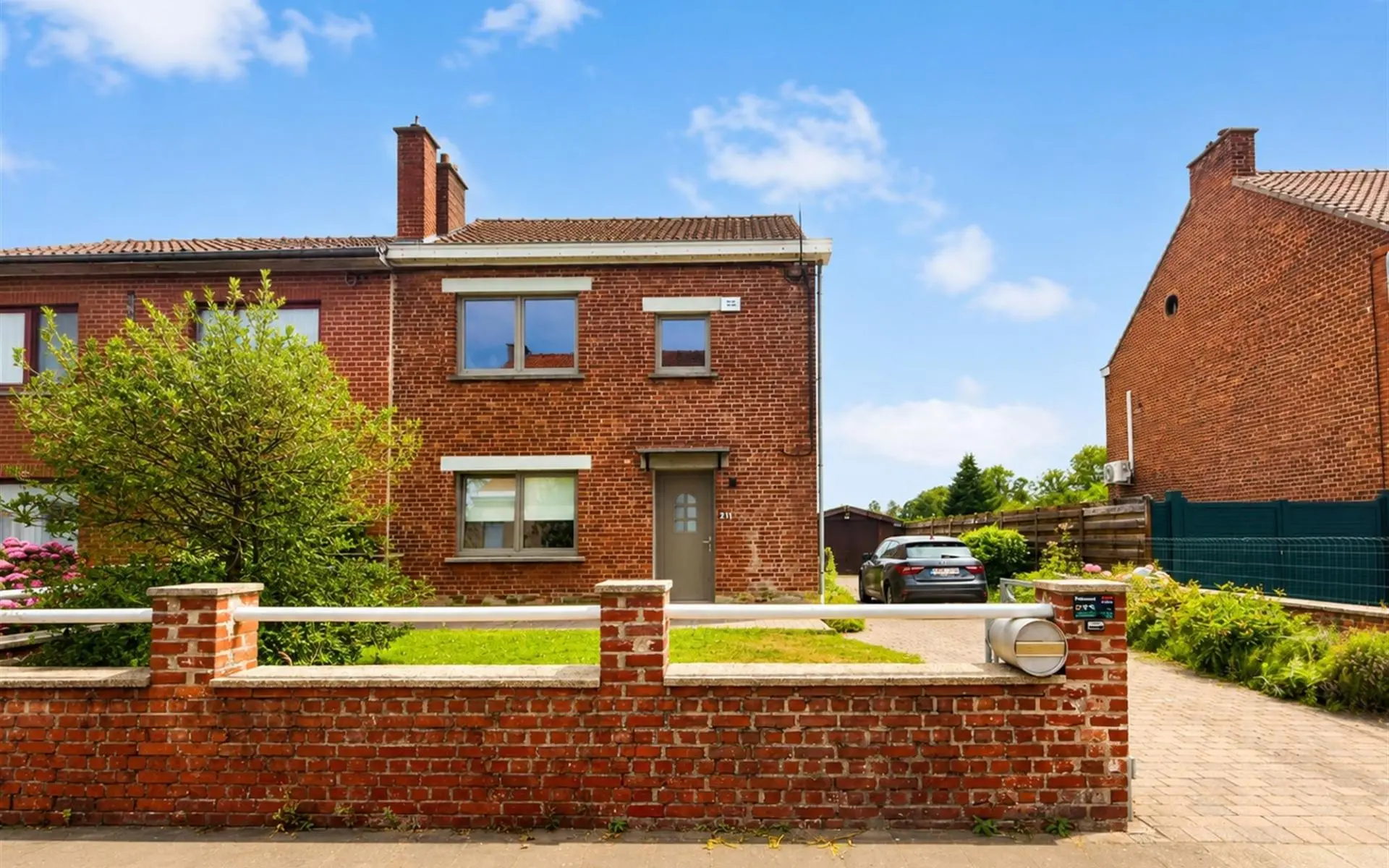 Maison 6180 Courcelles