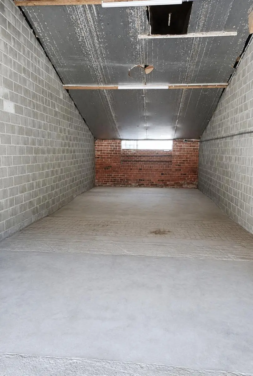 Parking / Garage 1495 Marbais