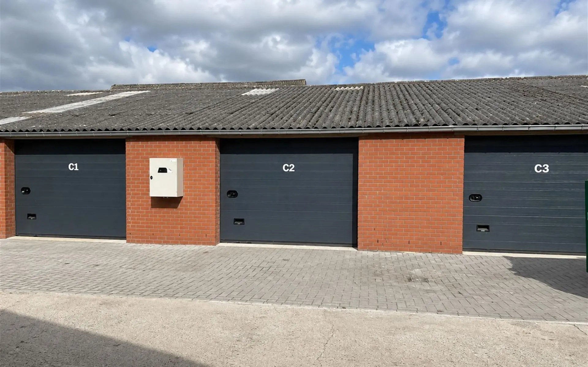 Parking / Garage 1495 Marbais