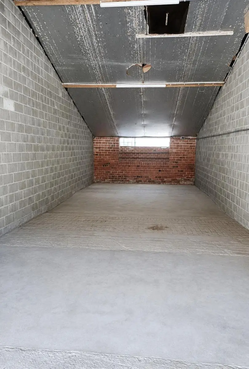 Parking / Garage 1495 Marbais