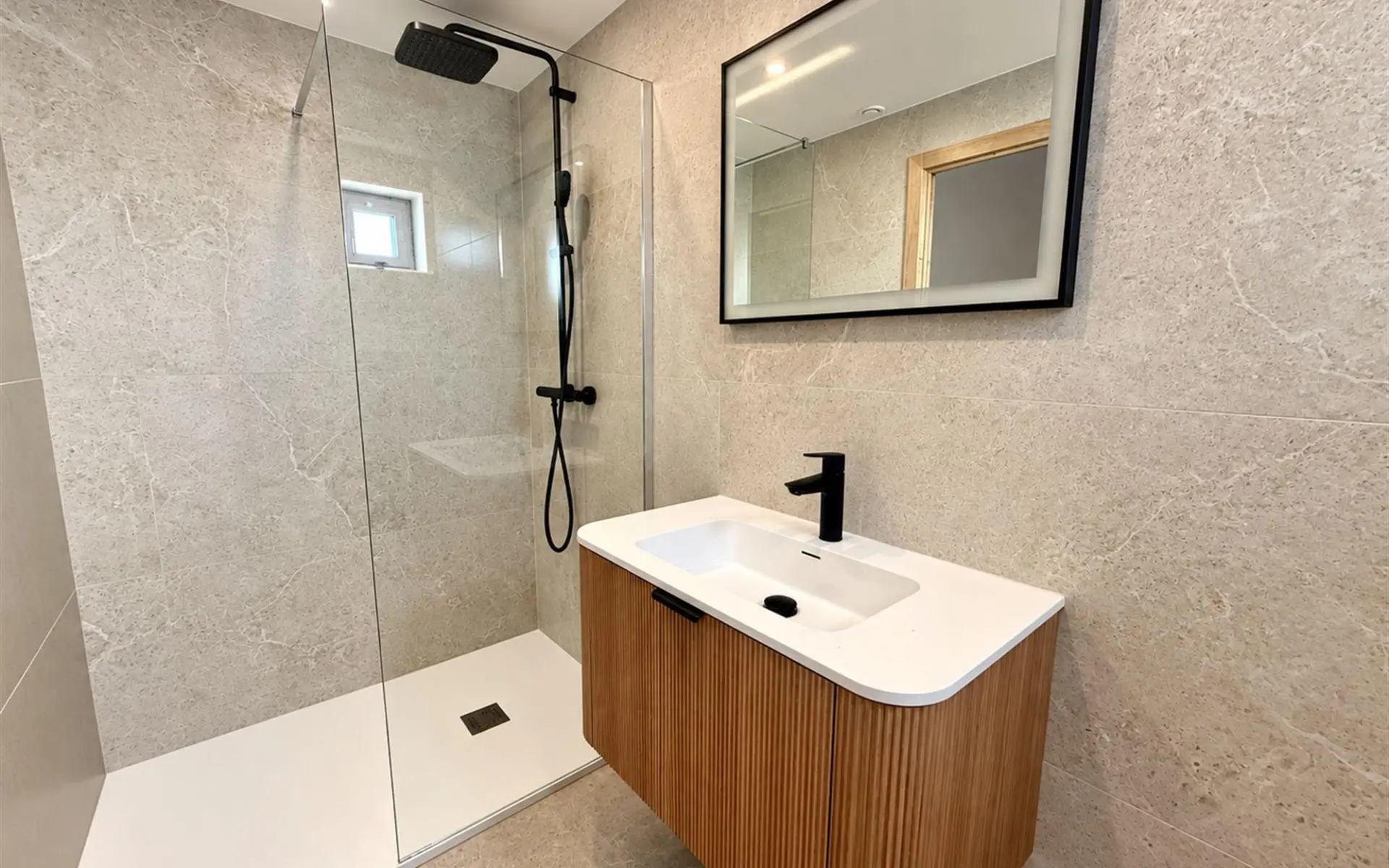 Maison 6180 Courcelles