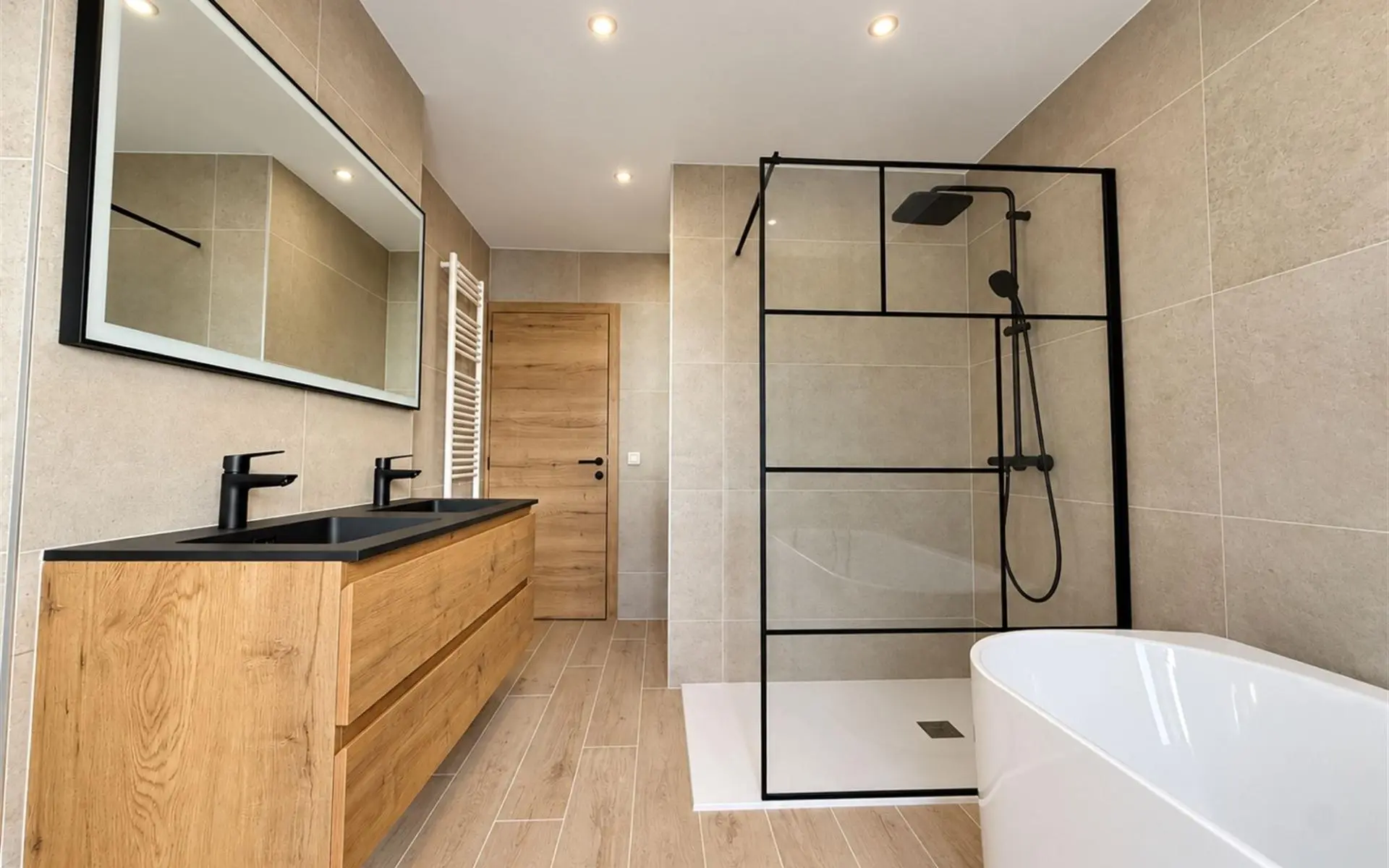 Maison 6180 Courcelles