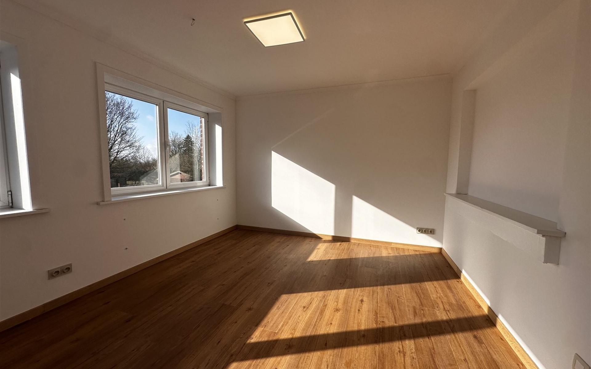 Bureaux 6210 Villers-Perwin