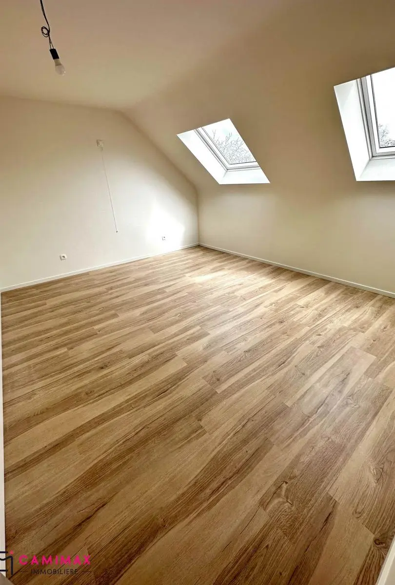 Penthouse - Duplex 6210 Les Bons Villers