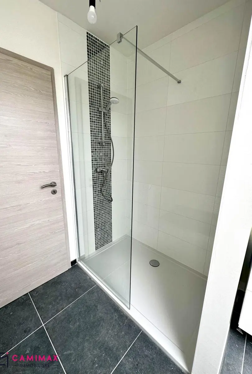 Penthouse - Duplex 6210 Les Bons Villers