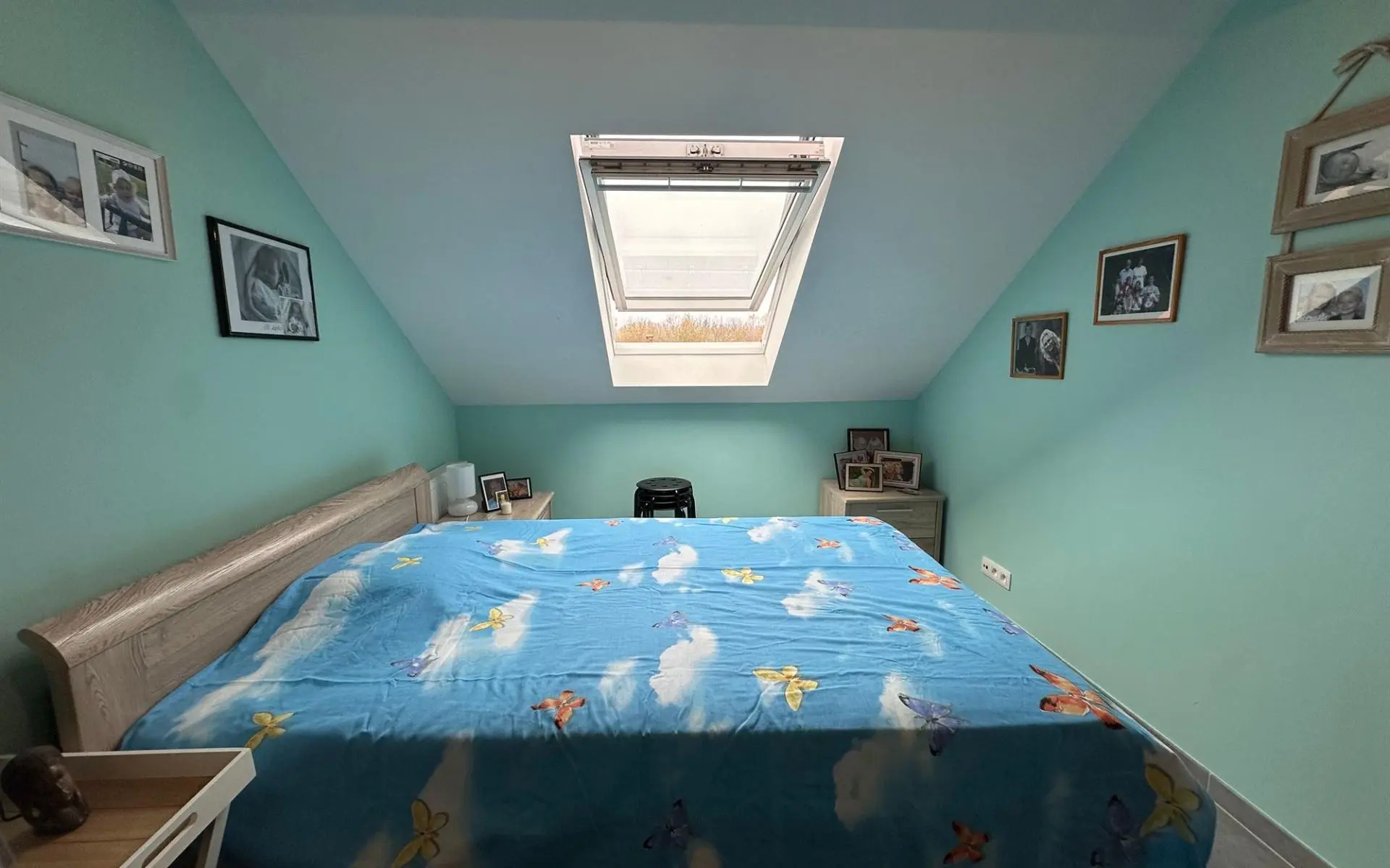 Appartement 6180 Courcelles