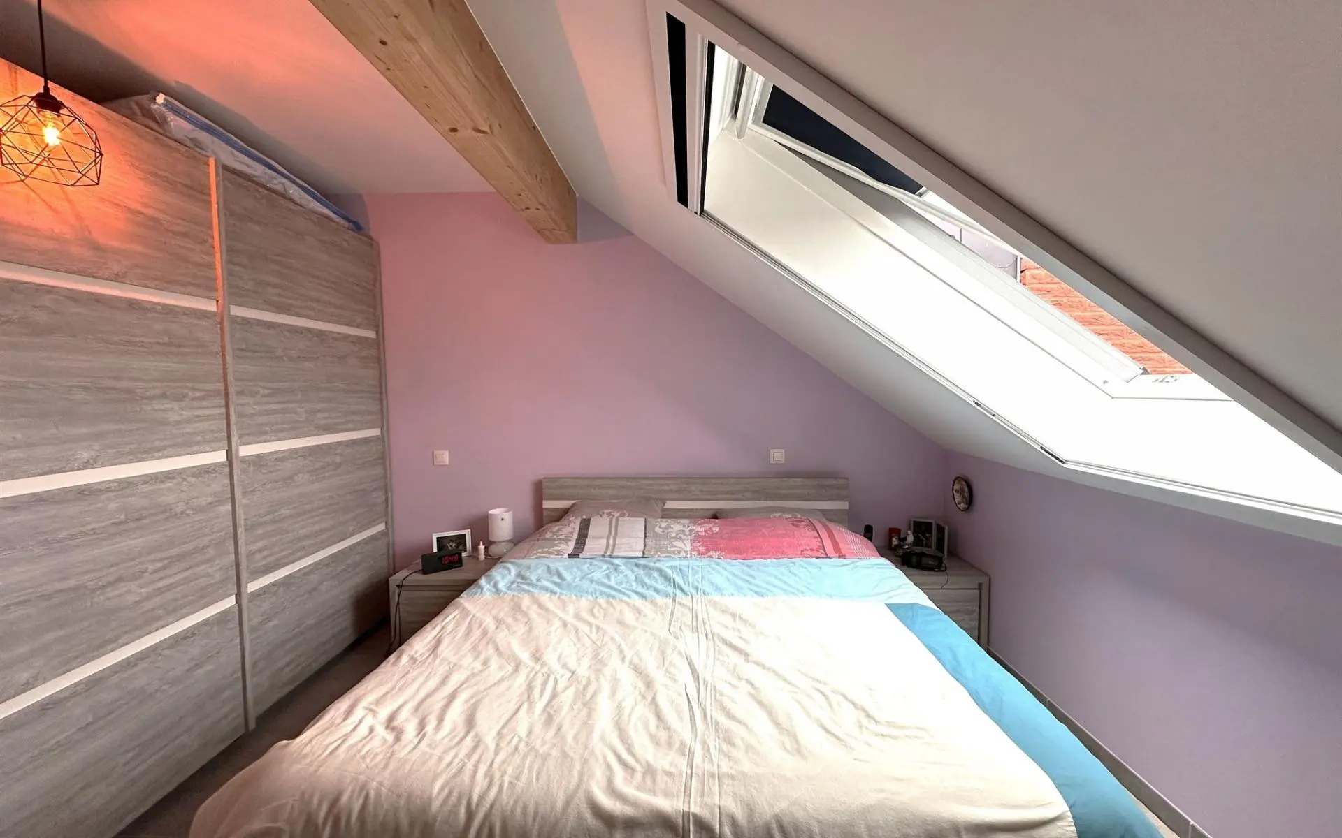 Appartement 6180 Courcelles