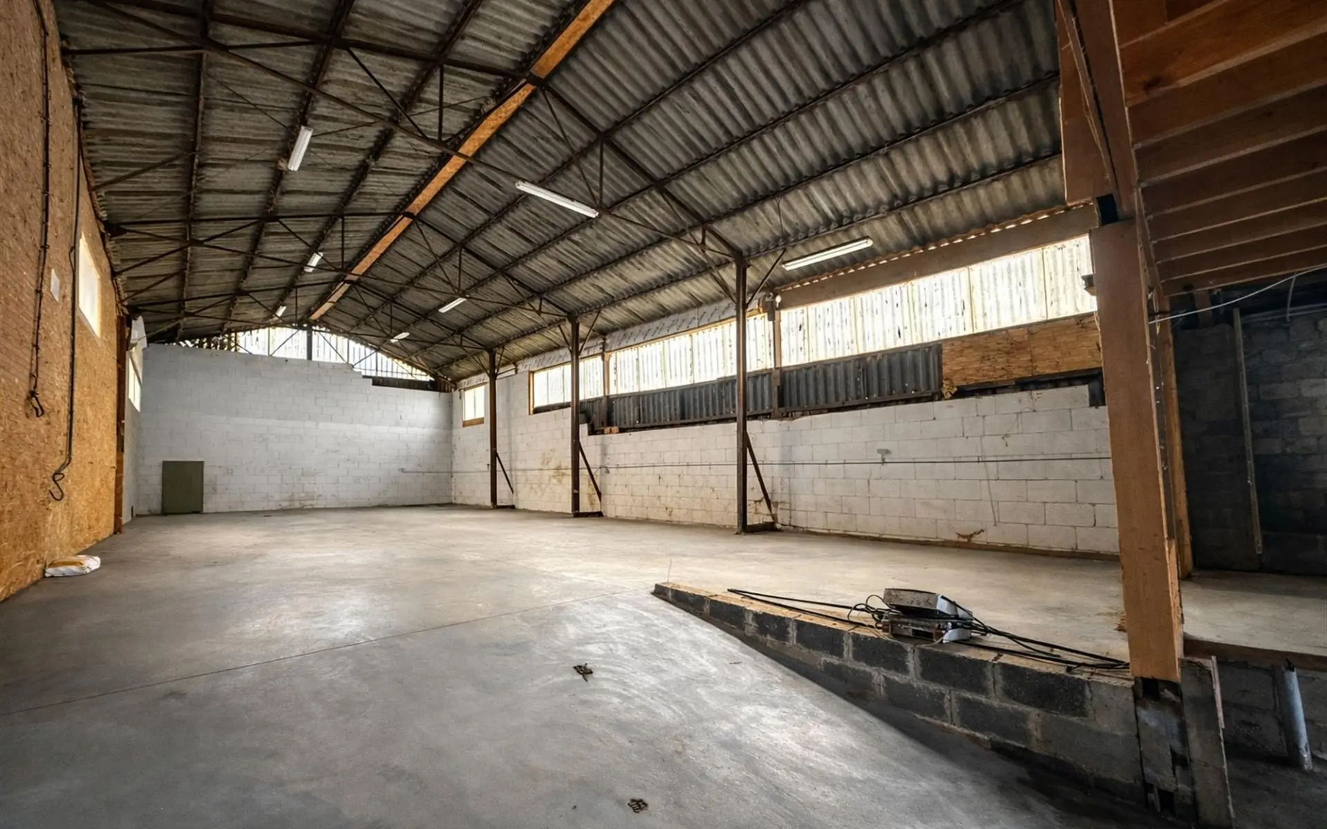 Industriel 1471 Loupoigne